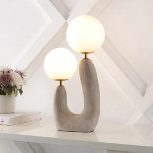 LED-Tischlampe mit Milchglas-Kugelschirmen und zwei Lichtquellen